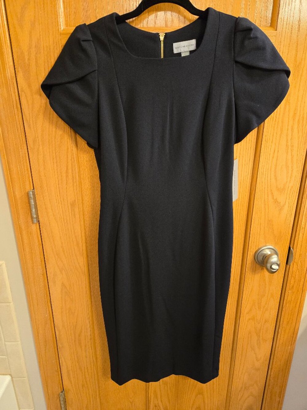NWT Marc New York Tulip-Petal Short Sleeve Midi Dress with Gold Zipper, Size 6